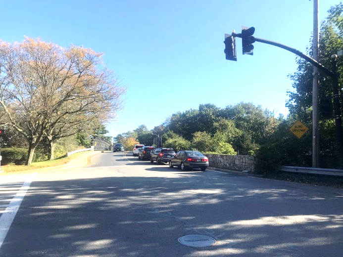 Figure 3 - Study Location View Looking South along Weston Road toward Central Street. Image of the queue of vehicles waiting for the Central Street traffic signal extending into Weston Road’s Linden Street intersection.